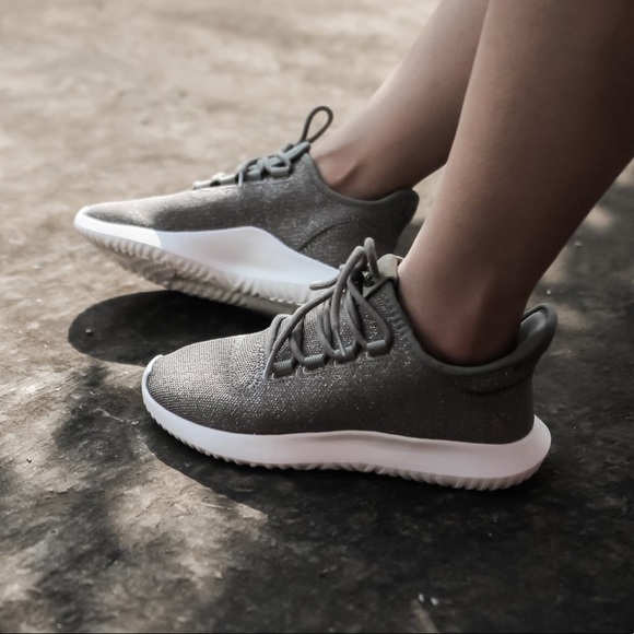 adidas tubular shadow harga